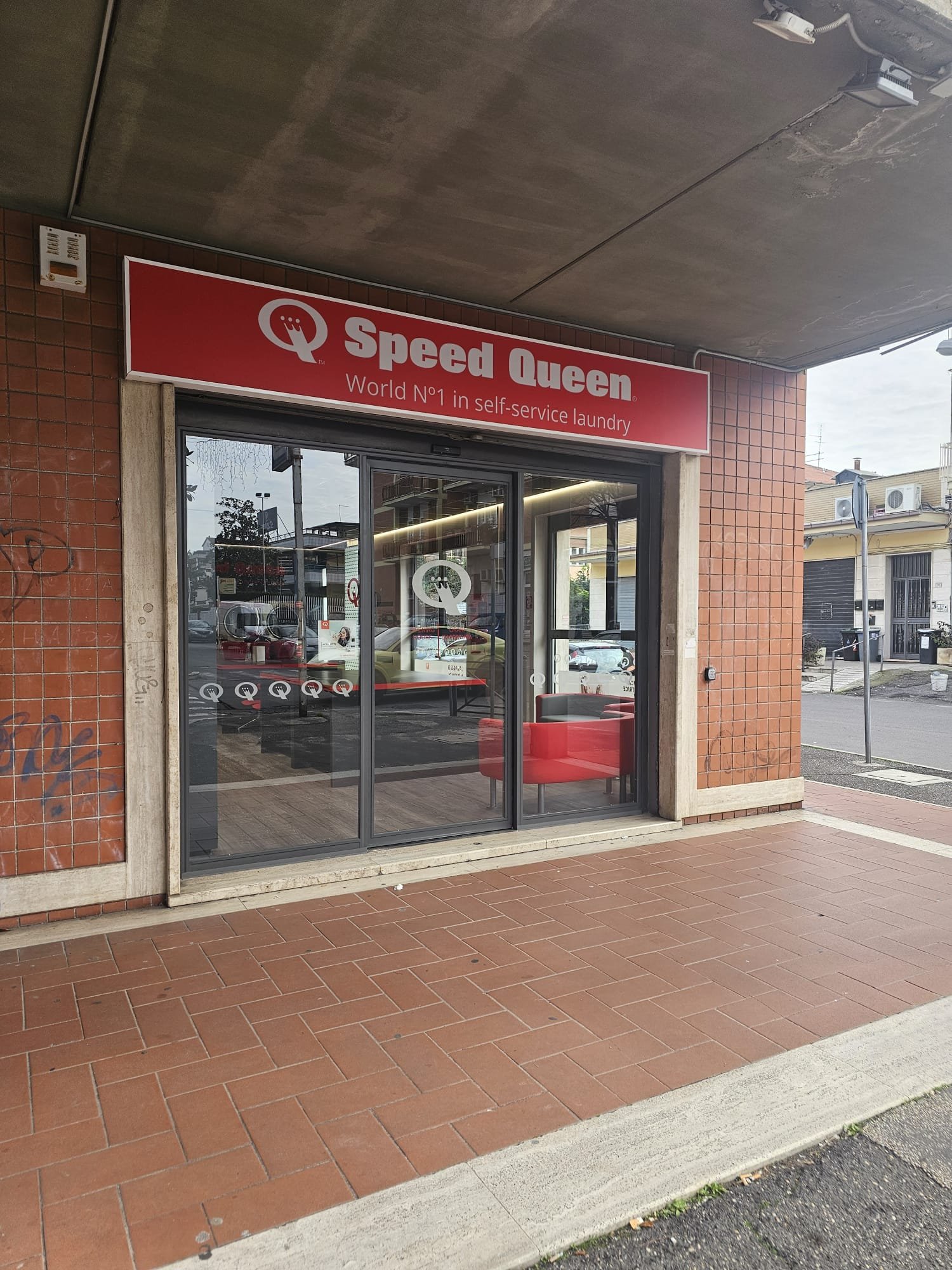 Store Oblò Speed Queen